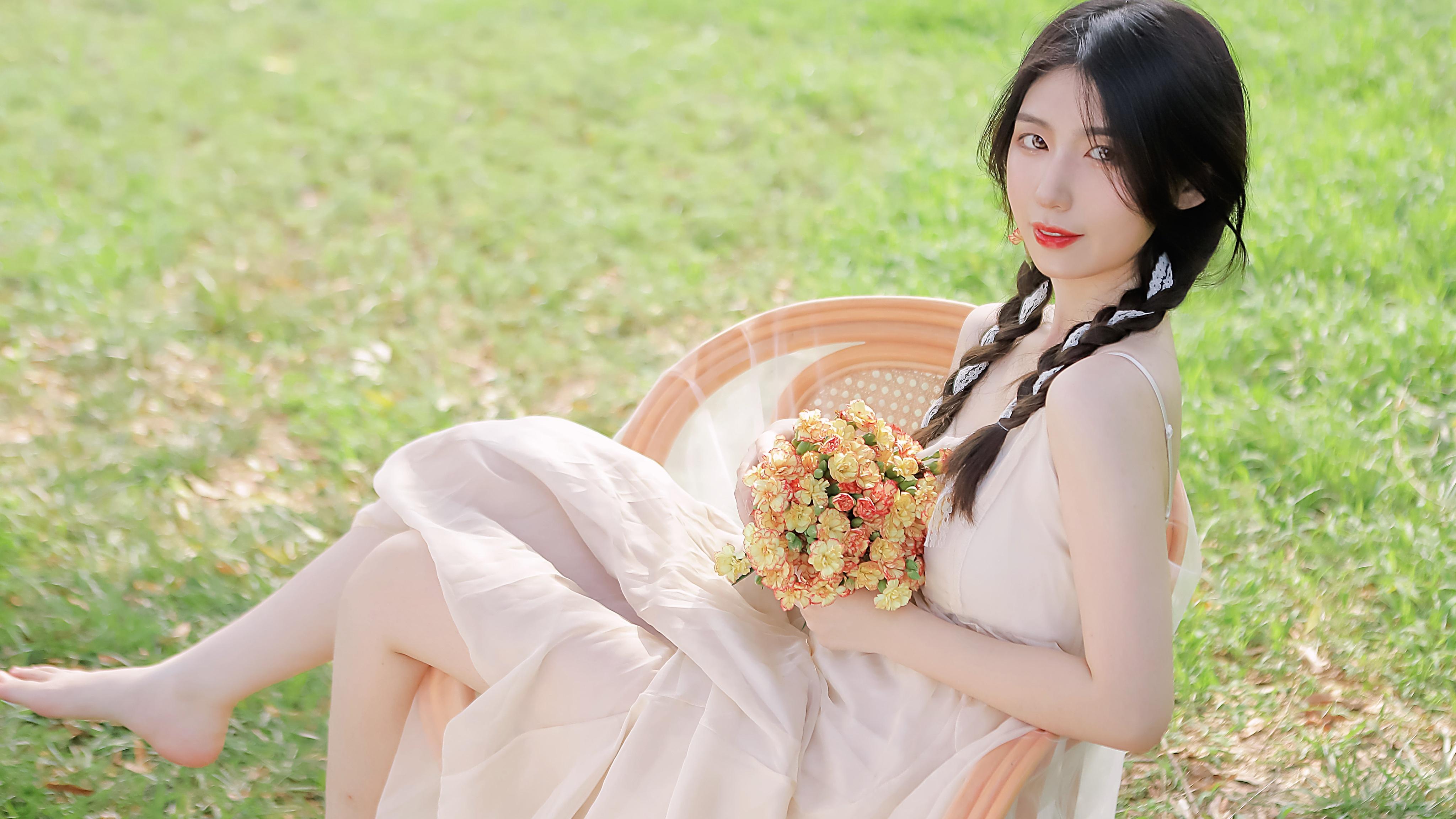 山东菏泽：玻璃生产加工忙